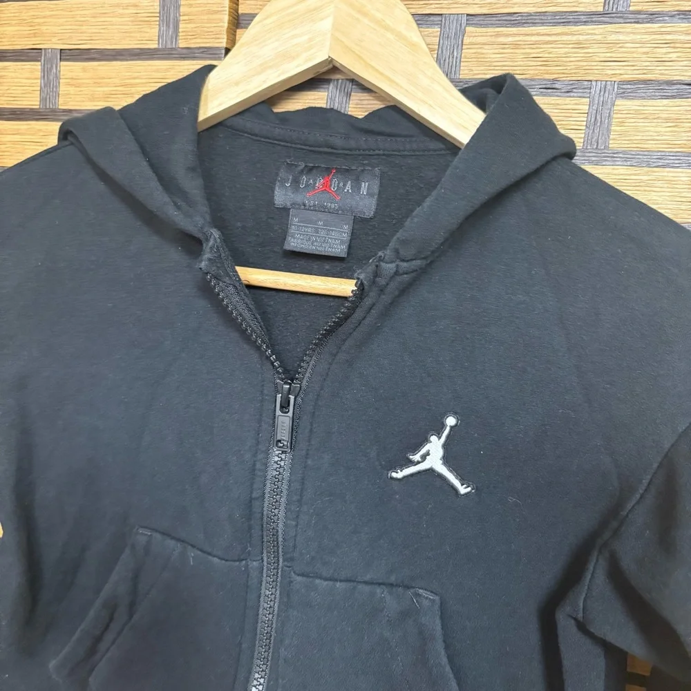 Jordan Black Zip Up Hooded‎ Jacket Size Medium